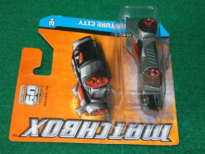 Matchbox Batmobile 2012 60th Anniversary Mbx Adventure City