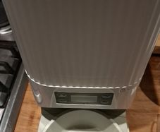 Cat Feeder