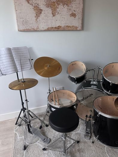 Drum kit