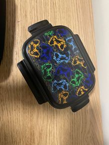 lunch box and lunch bag