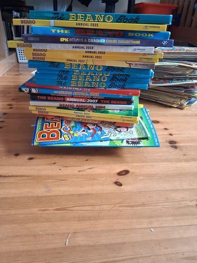 Beano and Dandy annuals