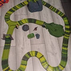 Jurassic world track