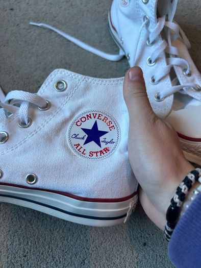 converse shoes