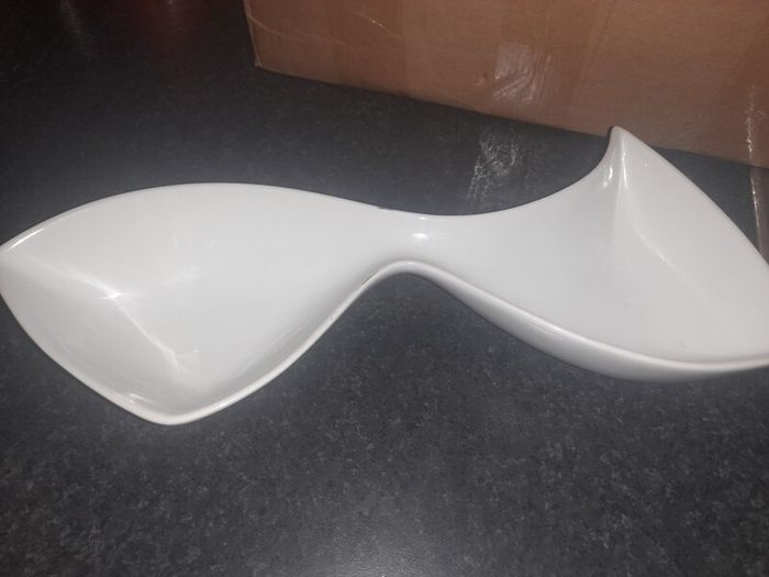 New bridge white ceramic serving dish