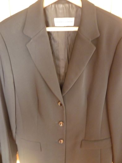 Gerry Weber Classic Dressy Formal Jacket Blazer.  Size Medium 12/14   Colour Jet Black. Excellent Condition.