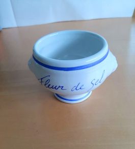 'Fleur de Sel' ceramic salt dish