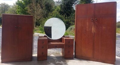 wardrobe, dressing table