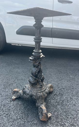 Cast iron table stand