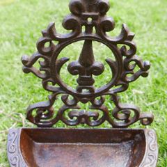Antique Victorian cast iron wall mounted bird bath bird feeder