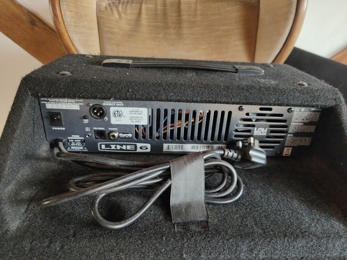 line6 low down 150 bass amp