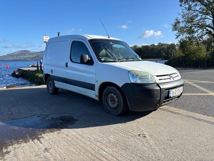 Citroen berlingo, with test