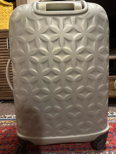 Samsonite luggage suitcase medium