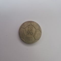 Euro 1996 2 pound football coin