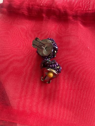 2 pairs of Vintage Clip On Earrings