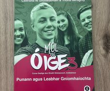 Mol An Oige 3 - Portfolio And Activity Book / Workbook