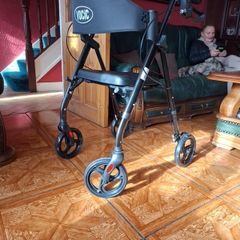 zimmer frame