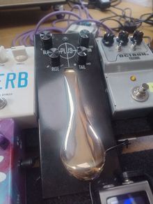 Gamechanger Audio Plus sustain pedal & WET switch