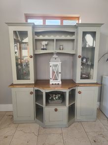 Kitchen dresser