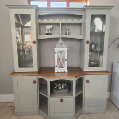 Kitchen dresser