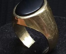 Vintage Egyptian 14K Solid Gold Black Onyx Signet Ring  Heavy Statement Ring