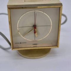 Designe desk Clock
