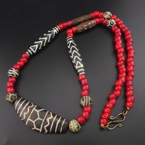 Antique Pumtek Pyu & Venetian WhiteHeart Beads Necklace 24 inches