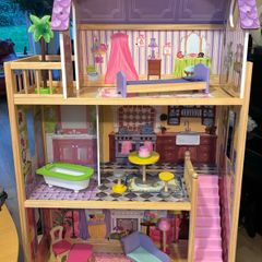 dollhouse