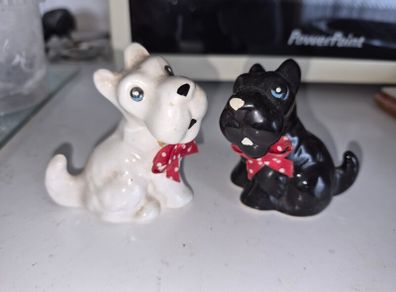 Scottie dogs