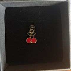 Solid 14ct gold dainty fruit cherry charm pendant 0.57g
