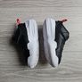Infant boys Jordan trainers Image 5