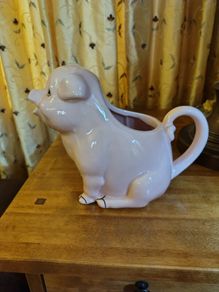 Ceramic Pig Container. Pale pink.
