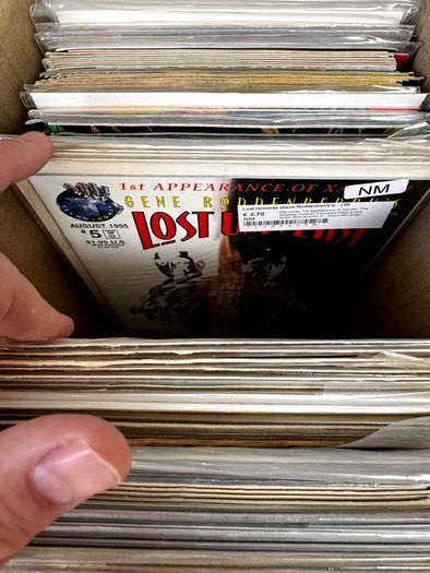 Marvel, DC & Indie Medium Comic Box w 180 comics for Sale