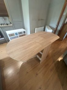 Dining Table extendable