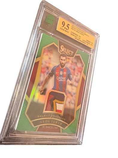 9.5 Gem Mnt 2016-17 Panini Select Select Swatches Green /5 #ss-at Arda Turan