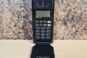 Vintage Motorola Micro Tac International 5200 Mobile Phone  For Parts Repair Collector