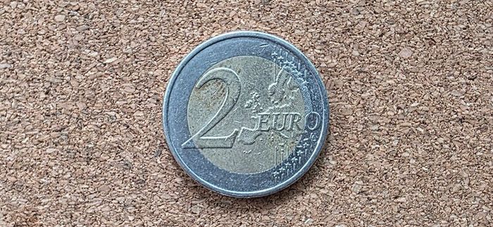 2 euro coin