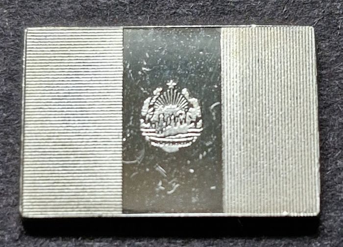 Franklin Mint Flags Of United Nations  Sterling 925 Silver (Price is For 1 Flag)