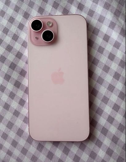 iPhone  15