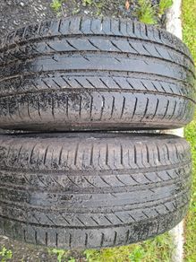 2x 235/55/19 Continental