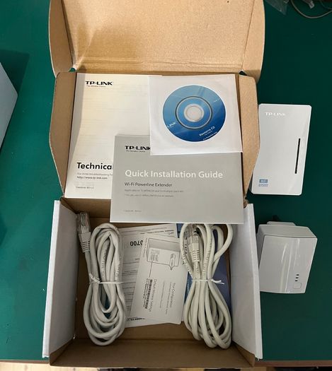TP-Link AV500 Wi-Fi Powerline Extender Kit Brand New