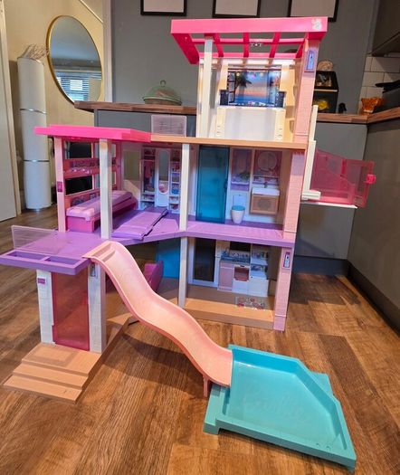 Barbie dream house
