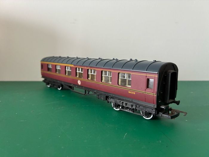 Two OO Gauge Red Passenger Coaches