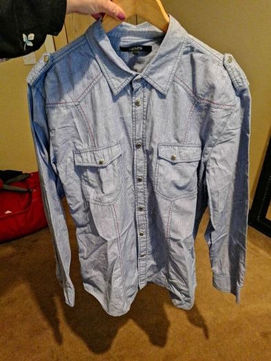 beautiful new mens Dunnes shirt