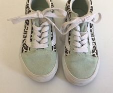 Little girls Vans Trainers in vgc Eu 27 Uk 10 infant