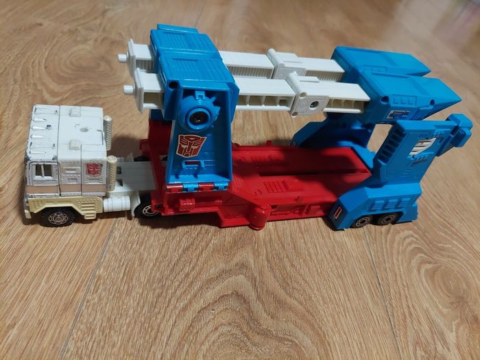 Transformer G1  Ultramagnus