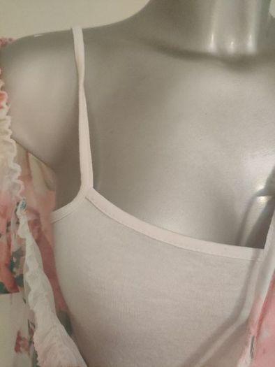 Italian floral blouse size UK12/14 EU40/42