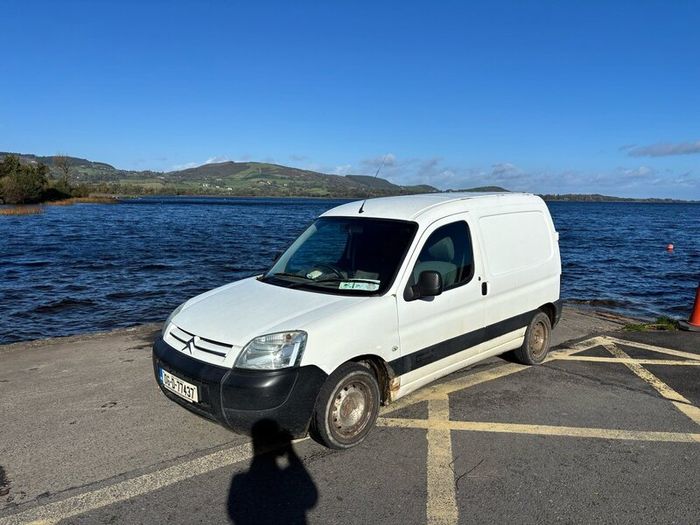 Citroen berlingo, with test