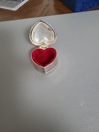 Trinket box