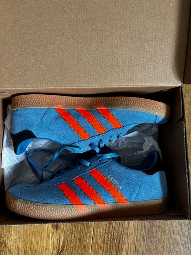 Adidas Gazelle, blue and orange, UK5/EU38, brand new with box - never worn