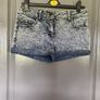 girls shorts Image 3